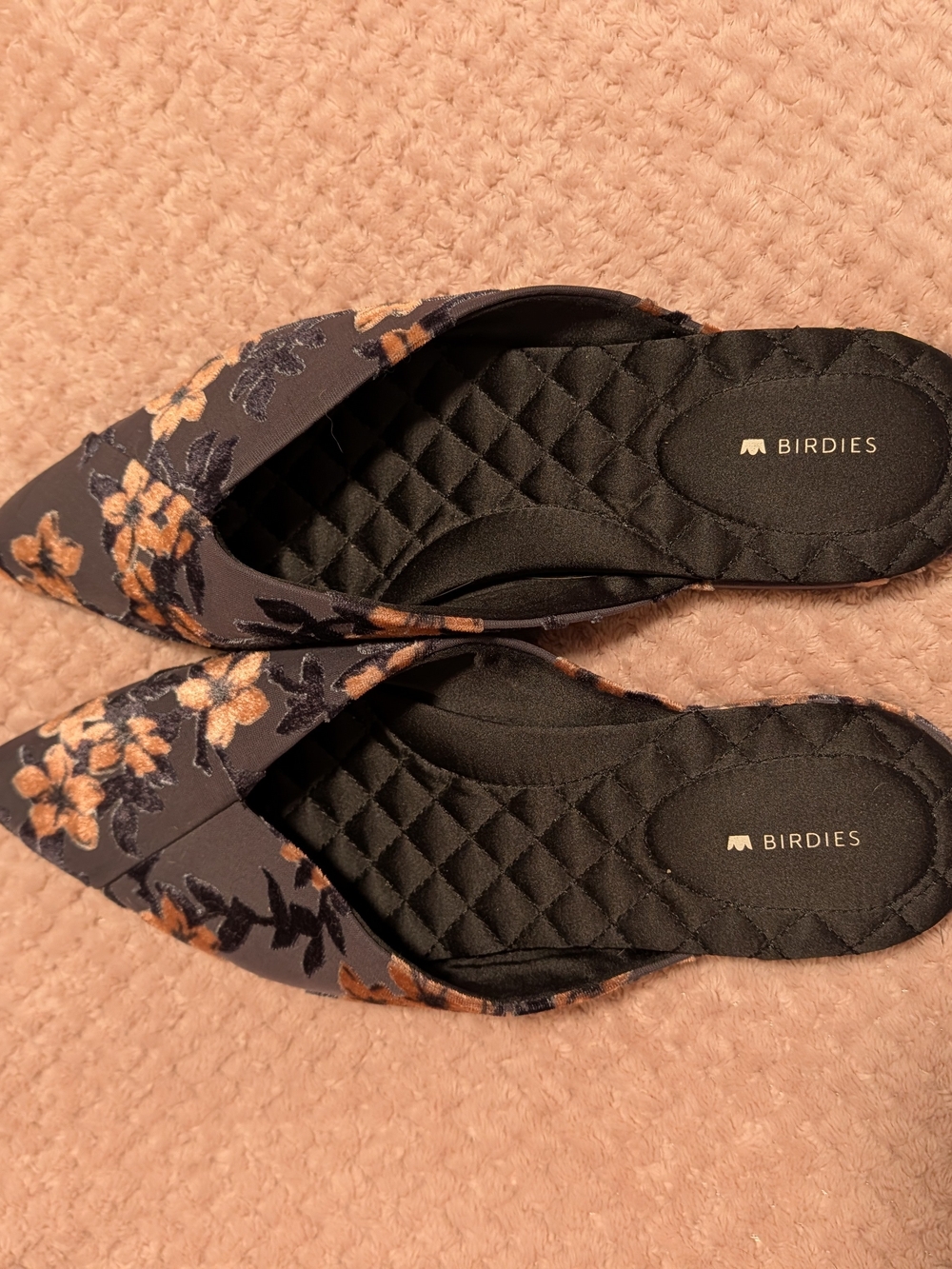Birdies The Swan in Cherry Blossom. Size 11